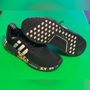 Adidas NMD R1 Leopard and black like new.